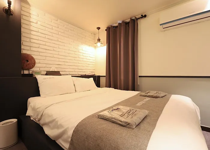 Hive - Formerly Yolo Motel 2*