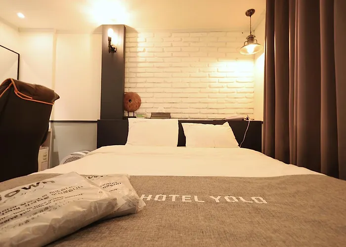 Hive - Formerly Yolo Motel
