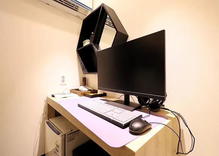 Hive - Formerly Yolo 2* Seoul